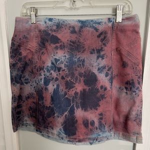 Wild Fable tie dye mini skirt. Size 12